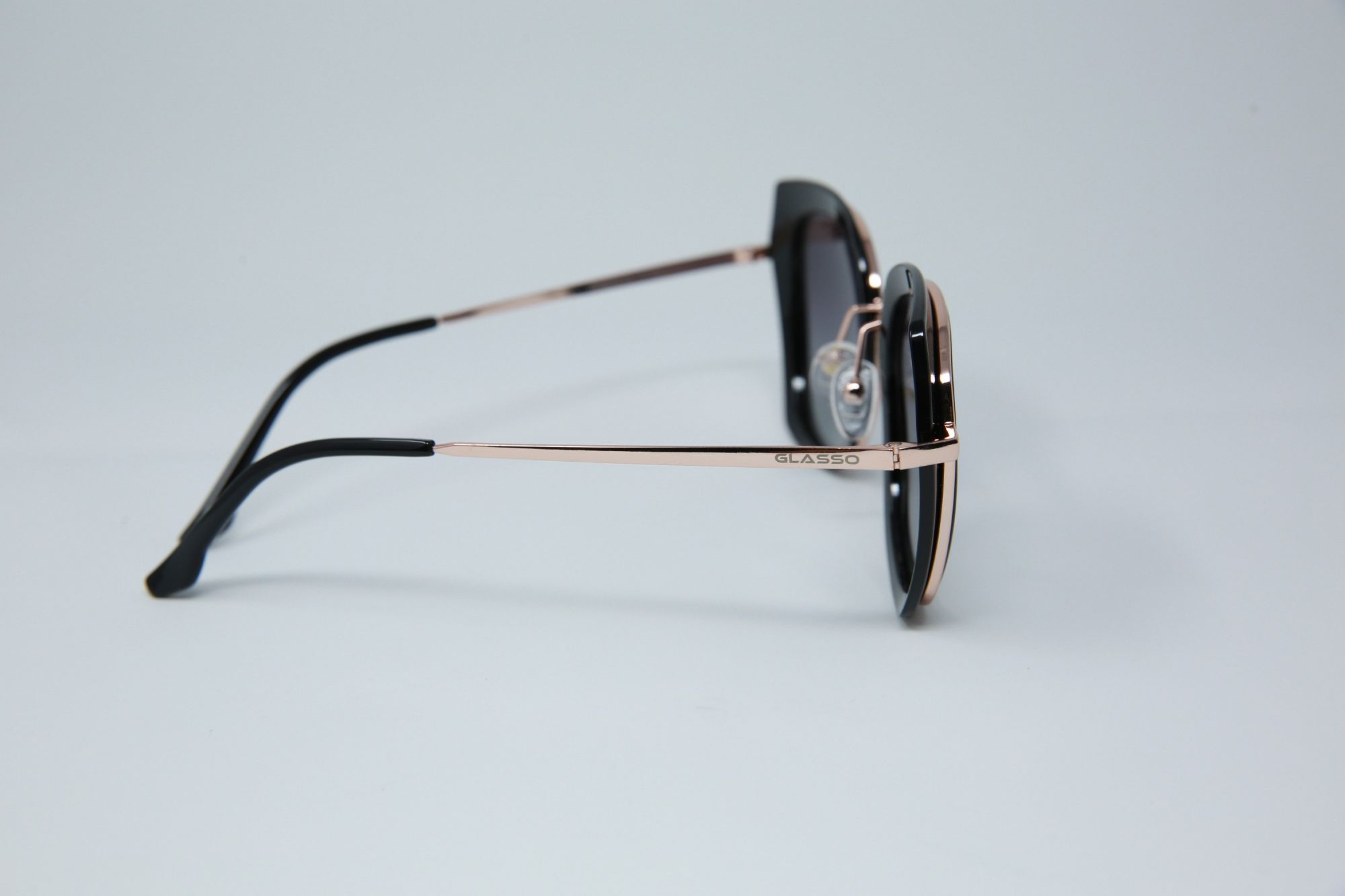 sunglasses with side shields